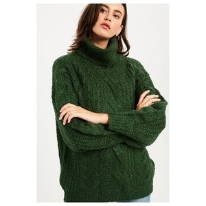 Chunky Cable Knit Turtleneck Oversize Pullover